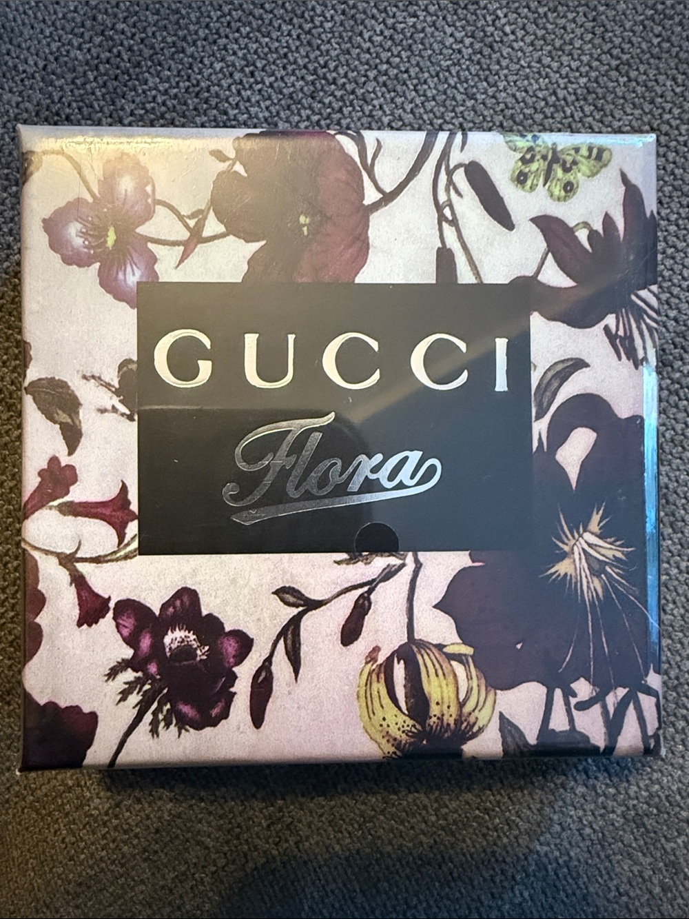 Gucci Floral Compact Mirror in Silver with Multicolor Flower Print - Picture 3 of 3